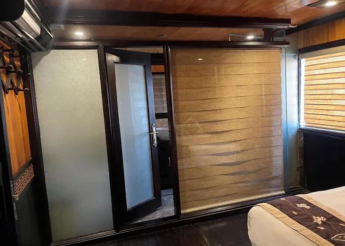 Boutique Cruise 5*