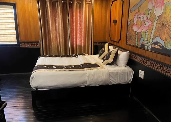 Boutique Cruise Ha Long