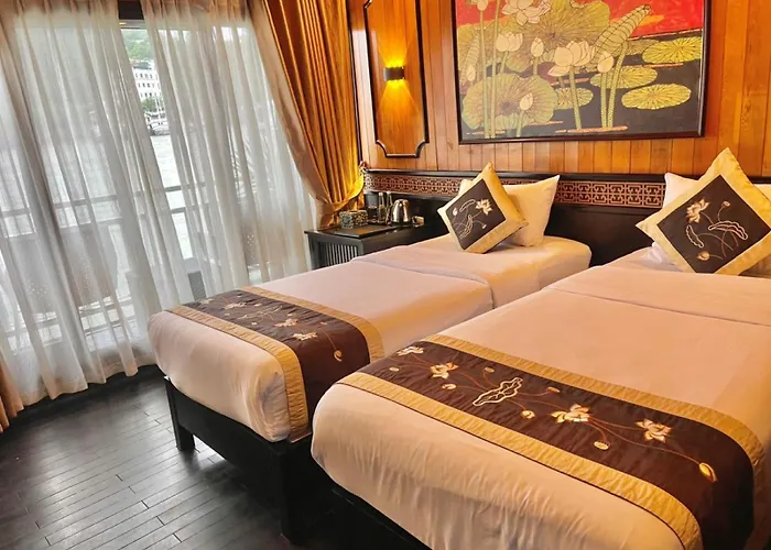 Boutique Cruise 5*