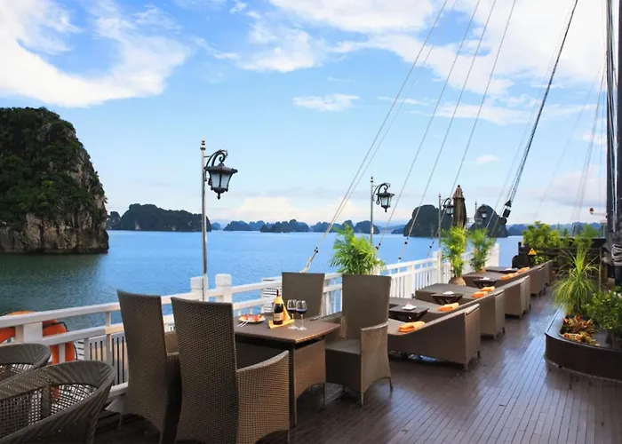 Boutique Cruise 